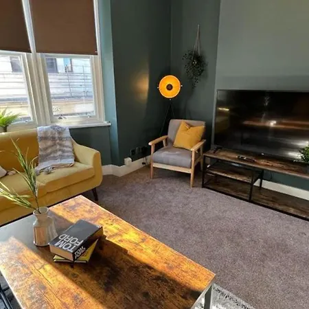 Three Bedroom Flat Next Brighton Lanes I Beach And Shopping Center I Sleep 9 Exterior photo